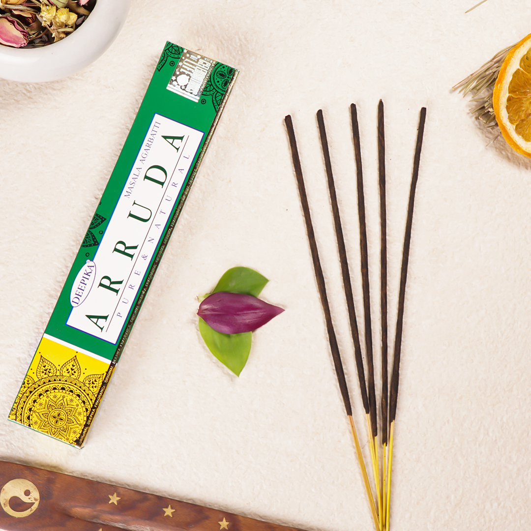 Deepika Sedef Otu Aromalı Çubuk Tütsü🌾

🌾Tamamen doğal yöntemlerle üretildiğinden dolayı tütsü kullanımının beden ve ruh sağlığı üzerinde olumlu etkileri bulunur.

#tütsü #arruda #sedefotu #sağlık #tütsüyakmak #ruhsağlığı #mentalçöküş #bedensağlığı #ritüel