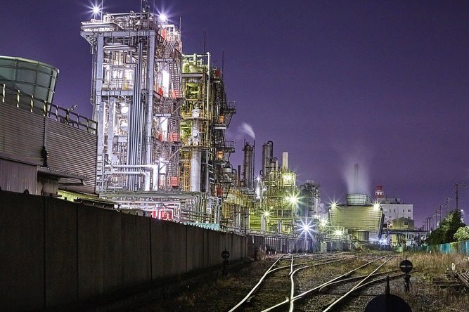 Kaoru_Abe's tweet photo. 工場地帯 2
Factory area 2
#factory #nightfactory #factoryarea #night #nightview #nightscape #工場地帯 #未知との遭遇 #夜景 #nightlights #japan #japannight #smoke #illumination #chimney #plant #plants #plantlover #kawasaki https://t.co/r8nhKLz4le