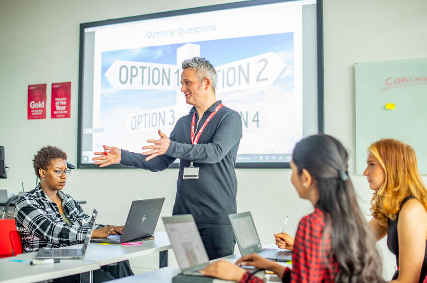 Calling second year students 📣

Join us between 11-2pm on Wednesday 12 October for our drop-in Employment and Enterprise Expo. 

Find out about the 'work-like’ experience route options that you can select within the Employability and Enterprise module.