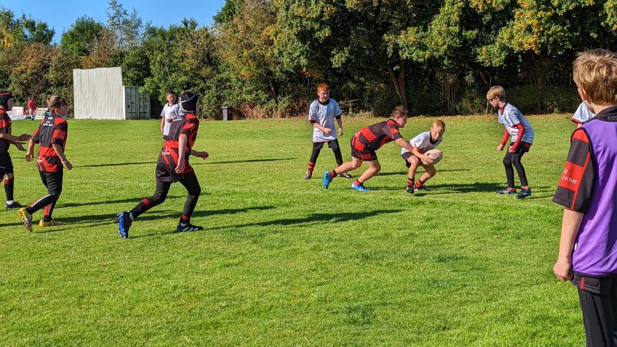 HallzyLife666's tweet photo. @OldRedsRFC  U11s under the watchful eye of @_spencepentland rolling in another win this weekend against Avonmouth RFC #UTRs https://t.co/bXW6h9m8Nf