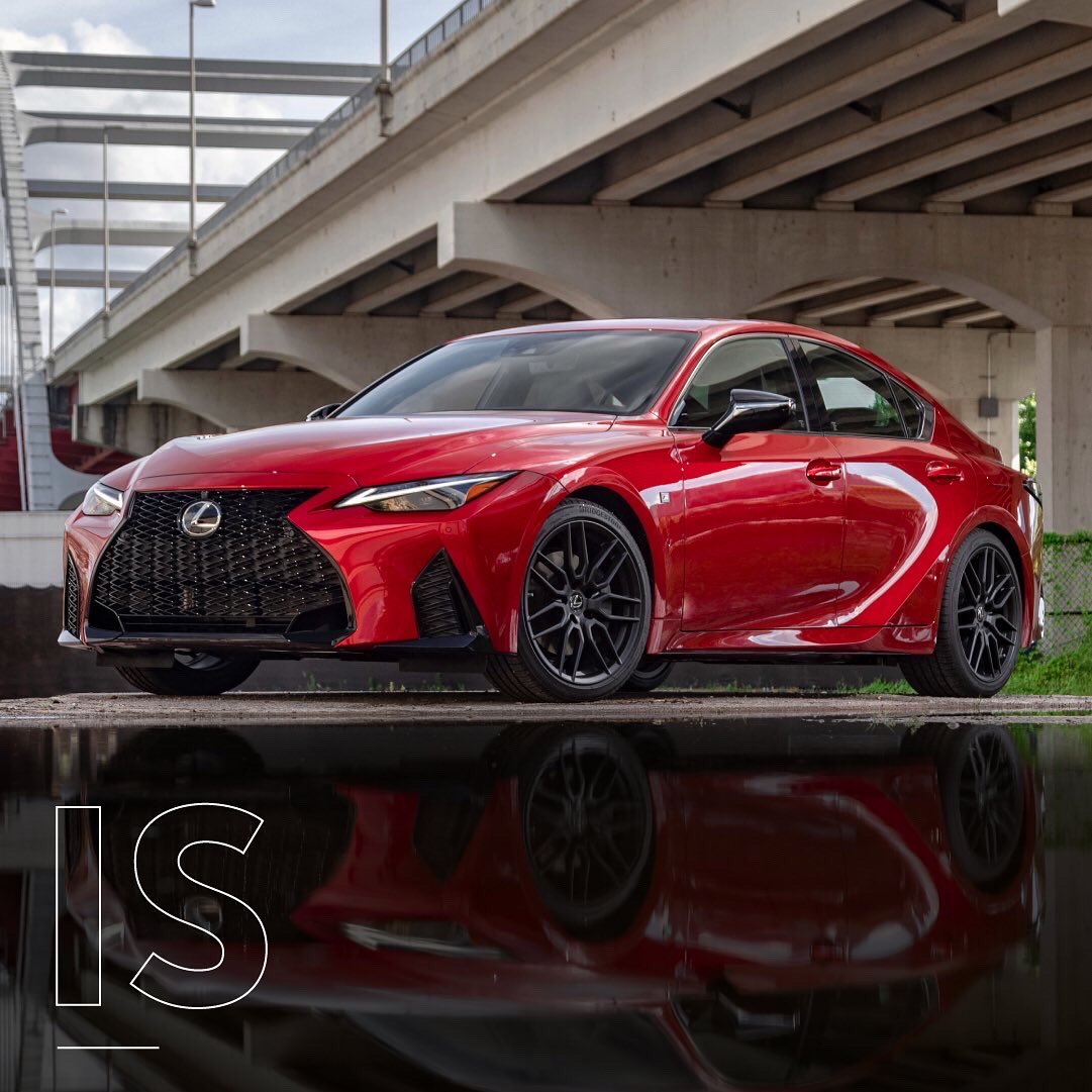 Lexuskw's tweet photo. IS 
تجربة فريدة، بمتعة الاداء الاستثنائي 

#lexus 
#lexuskw 
#experienceamazing https://t.co/cPebTvyKT8