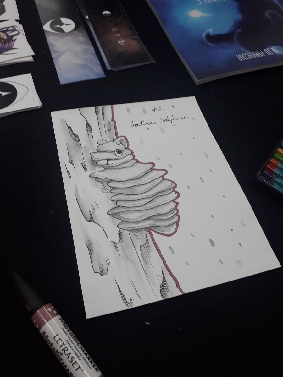 tsukinoslayer's tweet photo. The second #catshroom of my #mushtober ! Made at the @Octogones convention :D https://t.co/8JAZlMmKsP