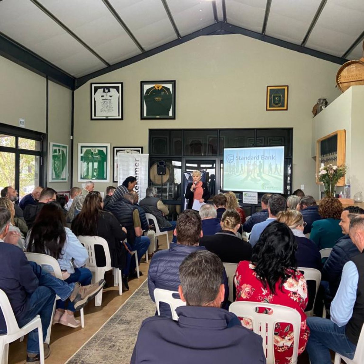 Last Friday we hosted the Drankenstein Chamber of Commerce function at the Doran Vineyards Clubhouse. The event was co-sponsored by Vinsure Insurance Brokers. The Clubhouse is ideal for conferences, group meetings, workshops, networking functions, and corporate gatherings.