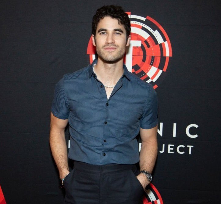 ???!!!!!!!!!! DARREN CRISS THE MAN THAT YOU ARE!!!!!!!!!!!!