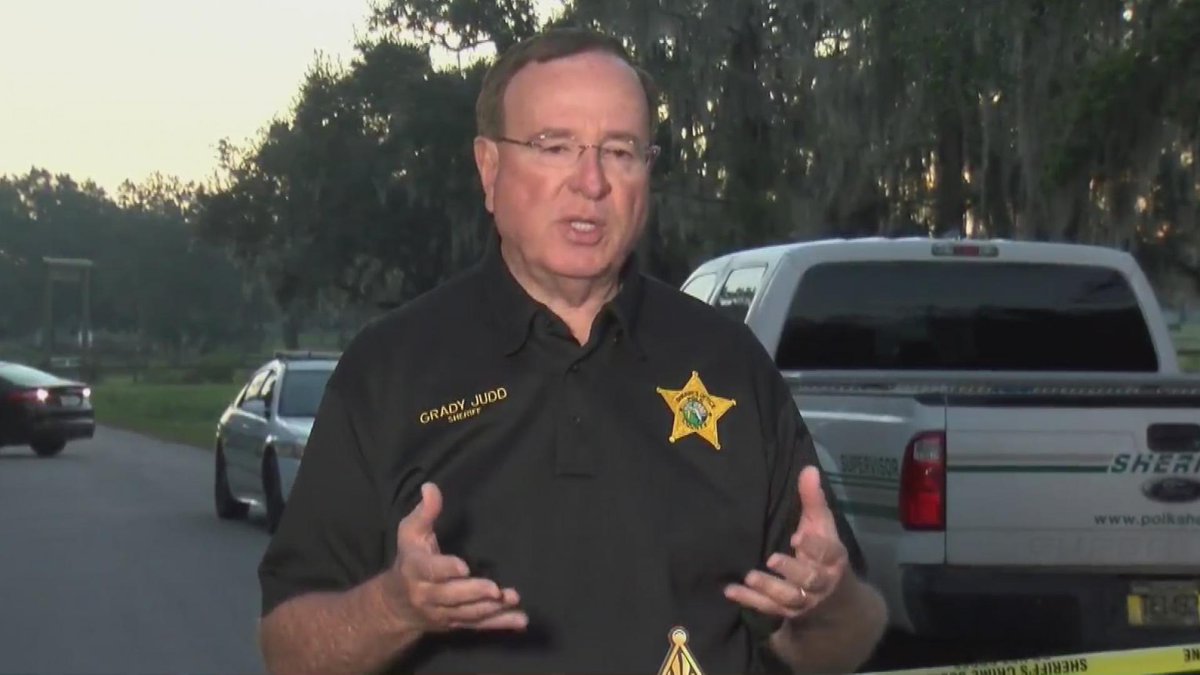 colleenseitz's tweet photo. #BREAKING: Young deputy serving warrant killed in Polk County shooting, Sheriff Grady Judd says https://t.co/cOfAHIrNi5 https://t.co/7vK4PFglGB