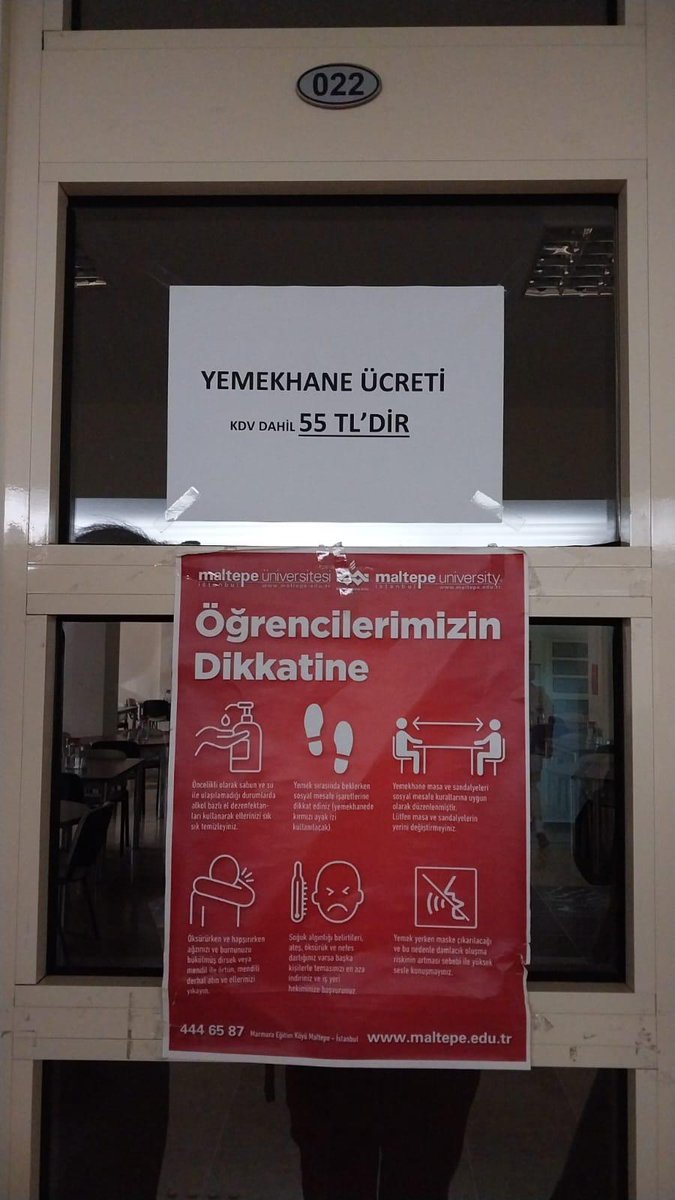 En pahalı yemekhaneye sahip olma yarışmasına Maltepe Üniversitesi 55 TL ile dahil oldu..

Maltepe Üni. yemekhanesinde bir öğün ücreti son #zam ile 55 TL'ye yükseltildi. Yediğimiz yemeğin besin değeri, doyuruculuğu bir yana 850 lira KYK ile günde 2 öğün yemek bile hayal oldu.