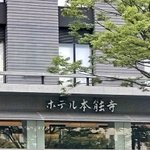 ツイートに含まれる画像