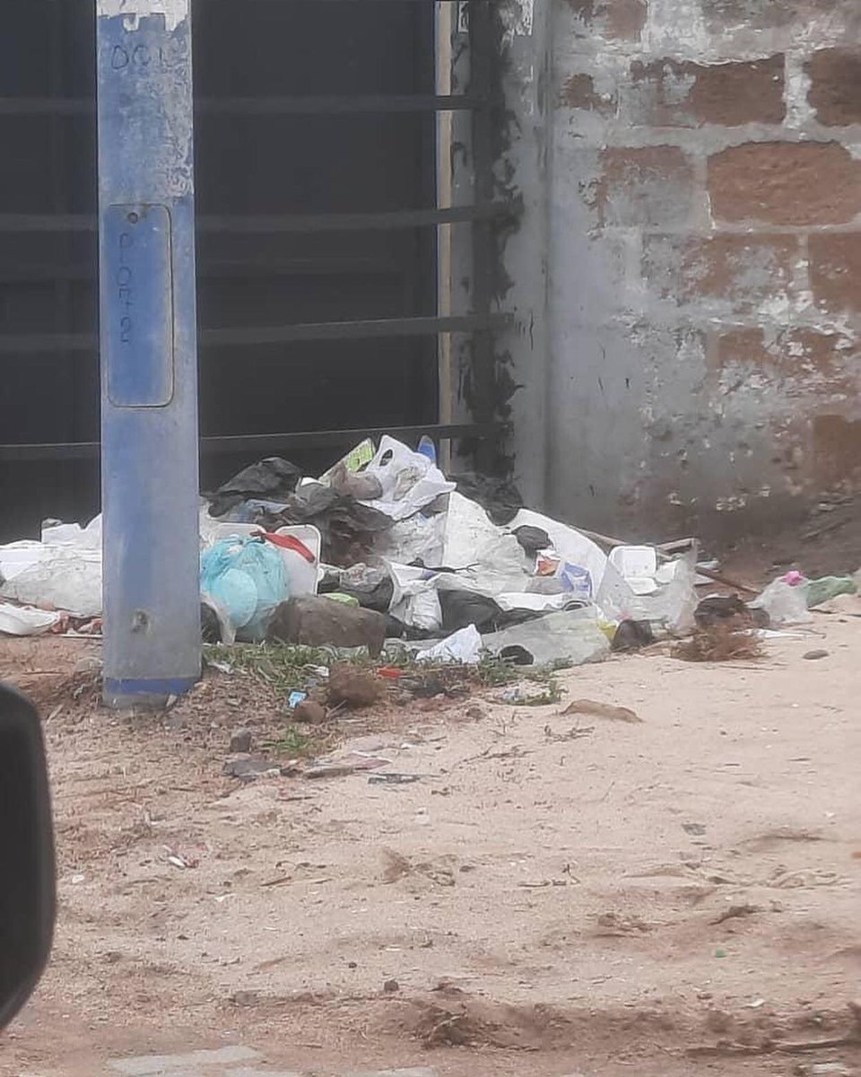 AidWellness's tweet photo. IMPROPER DUMPING OF WASTE IS UNSAFE FOR THE ENVIRONMENT
#GIJSDGCAMPAIGNPROJECT2022
#HaNeOheAtse @PraiseNutakor https://t.co/7RbEWZEcmC