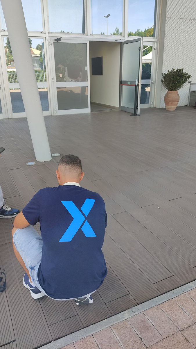 GuzmanTheGood's tweet photo. @OoXoSoO getting ready for the last talks of #golab2022 @TravelgateX https://t.co/5VRAx2amd1