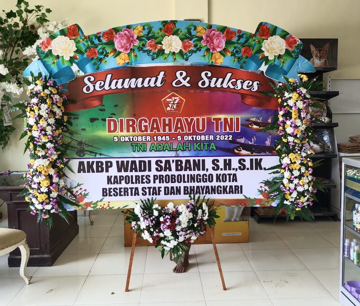 Florist_Jatim's tweet photo. TOKO BUNGA SURABAYA | KARANGAN BUNGA SURABAYA
WA:087871887371
โค๐๐ฏ
๐ORDER KLIK LINK INI ๐๐
https://t.co/waLfB5EXun
๐๐น๐
@florist_Jatim
#genteng
#tegalsari
#simokerto
#bubutan
#gubeng
#gununganyar
#sukolilo
#tambaksari
#mulyorejo
#rungkut
#kenjeran
#benowo
#pakal
#bulak https://t.co/JJJapTgPaK