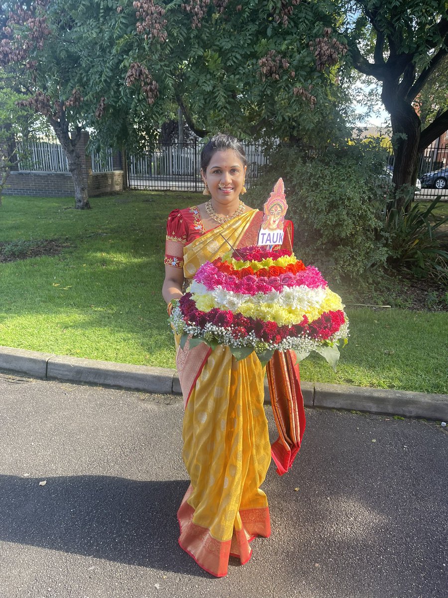 PulusuSupraja's tweet photo. #MyBathukammaMyPride ❤️ #TAUK ❤️ https://t.co/93ByGc3q0B