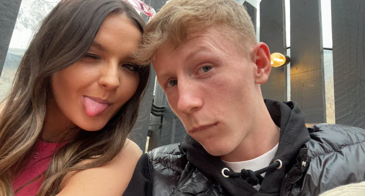 sarah🦋 tweet media