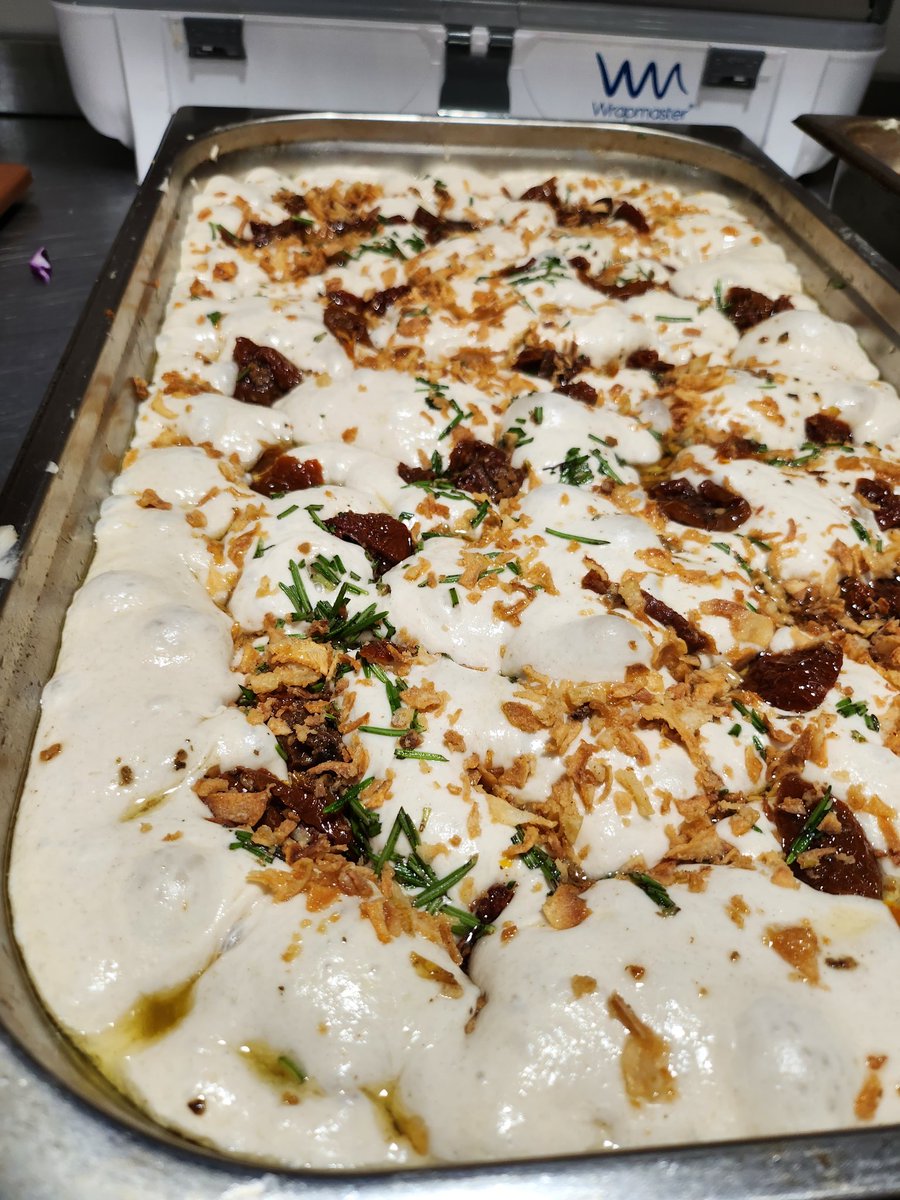 malky1872kchef's tweet photo. Foccacia coming attcha 🤩🤩 #baxterstorey #chefsacademy https://t.co/uc7AydkCHM