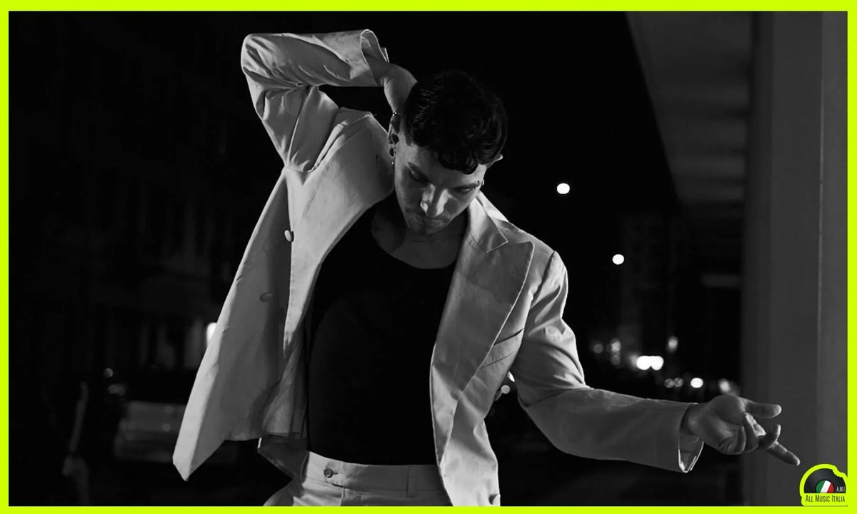 AllMusicItalia's tweet photo. Marco Carta torna con un ballad, (Forse) Non mi basti più. Nel significato del testo un romantico ritorno alle origini

https://t.co/BpckfVkEP6 https://t.co/40tdjsdtJV