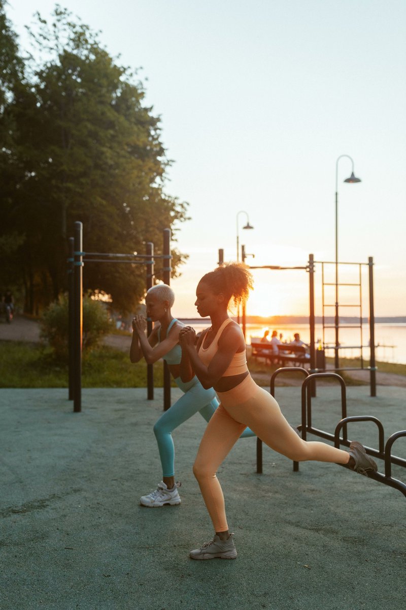 LifeSparkCBD's tweet photo. Recent studies have shown that CBD oil can help relieve delayed onset muscle soreness and exercise induced muscle damage, which naturally occurs after physical activity due to microscopic damage to muscle fibres. Speed up recovery with LSCBD #cbd #health #sport https://t.co/24MKZBwNpY