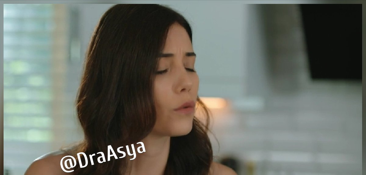 DraAsya's tweet photo. No estoy intentado hacerte daño. Si estuviera bromeando pondría otra cara. Lo digo para que despiertes.

Y no estoy teniendo esta conversación ni como tu ex mujer ni como a la mujer a la que dices que amas, sino como madre. Lo hago por mi hijo #Infiel2Oct https://t.co/Par3e7PRh3