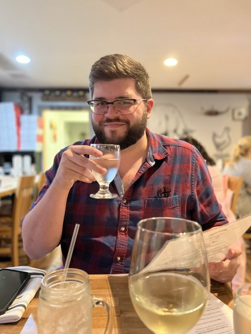 I MISSED NATIONAL BOYFRIEND DAY hi this is one of mine I love him @thejesguy https://t.co/nhGa775tR6<a href="/tag/comingoutday"class="tags"><span>#comingoutday</span></a>