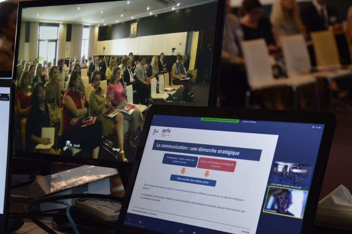 IRFMaghrebEst's tweet photo. [#Séminairederentrée]
Introduction à la définition d'une stratégie de #communication et présentation de la plateforme #Orion par Mme @Aboulakia, conseillère Communication/Presse de l’#AEFE.
@aefeinfo #ZoneMaghrebEst https://t.co/kxhSQOHY5l
