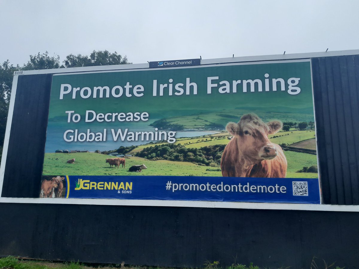 <a href="/farmersjournal/">Irish Farmers Journal</a> at the launch of Midlands feed merchant Grennans billboard on the M7 to highlight the environmental credentials of Irish farms.