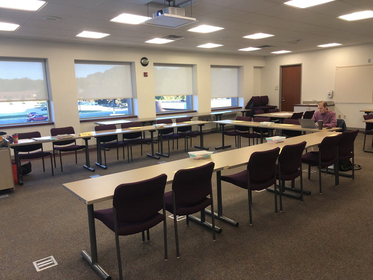 Trishdunn74's tweet image. Taking a shot at Designing the Environment for @USMathRecovery Specilist Part 1 today. ✅music ✅charts ✅materials ✅seating ✅presentation zone #adultlearningprinciples @MIearlymathEIPs @sewardstephen