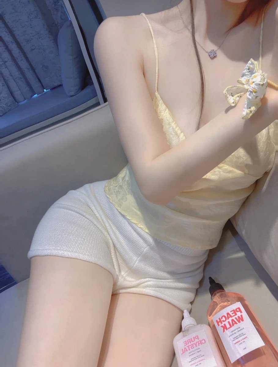 AdraTejada's tweet photo. 你说一边哭，一边求绕，会有什么样的感觉呢？想试试
#常德 https://t.co/1IFNMlpaqS