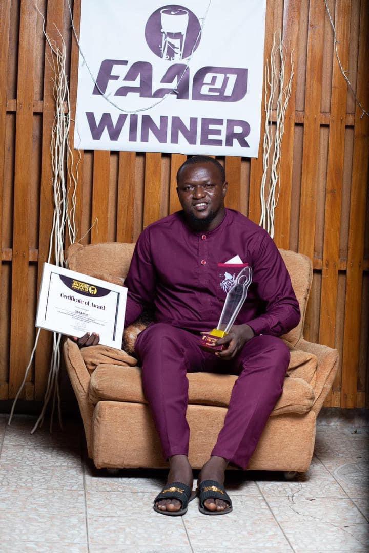 FontomfromE's tweet photo. We celebrate these amazing Fontomfrom Amandze Awards winners for 2021 who impacted lives in their communities. Thanks for making a difference, you are an inspiration! 

Theme: Rewarding communal and social excellence

#FAA22loading https://t.co/TsATiELnPJ
