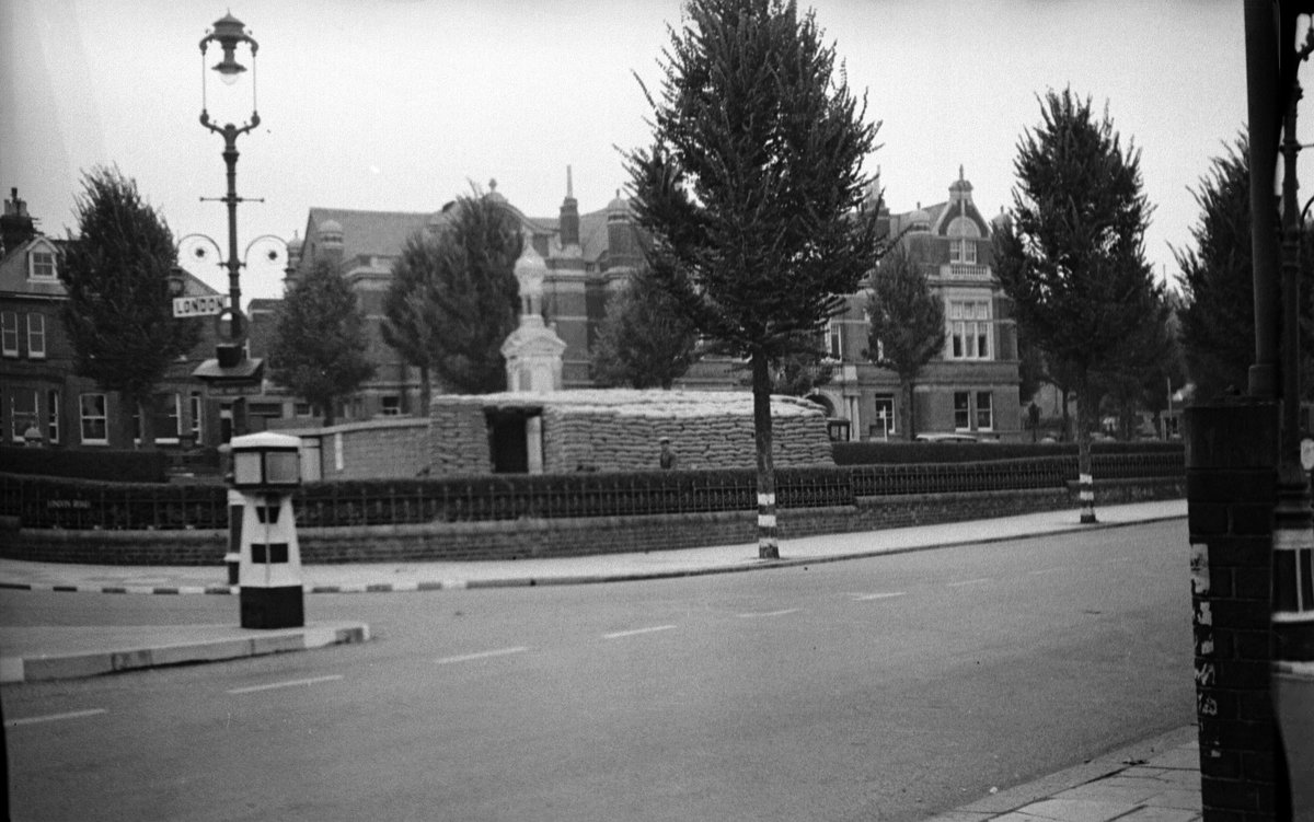 Bexhill Museum On Twitter Air Raid Shelter By The Henry Lane Memorial