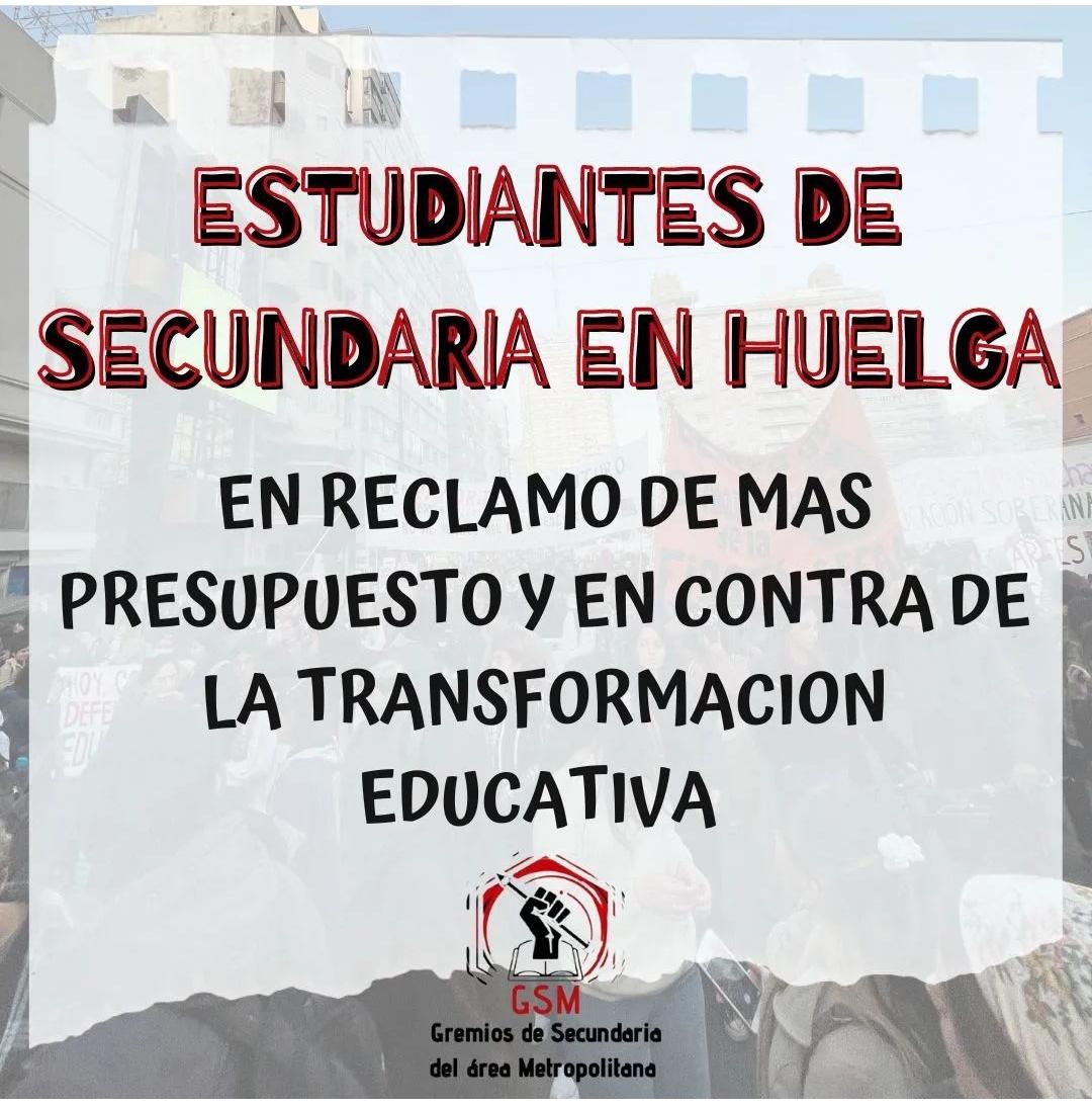 Con les estudiantes siempre 👇🏽