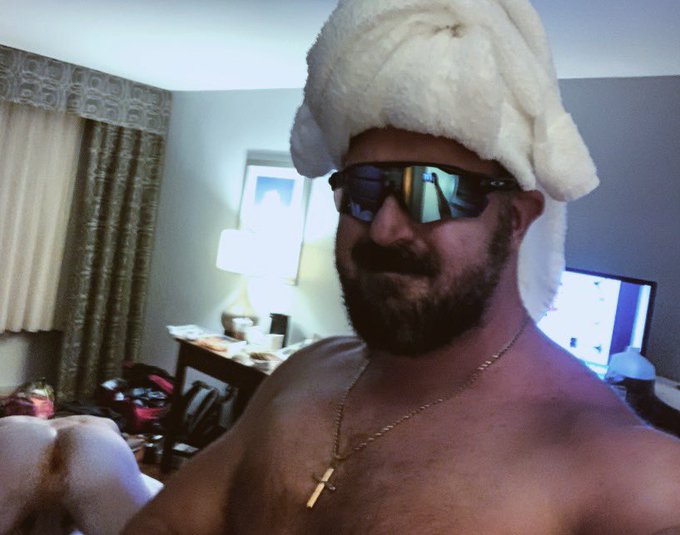 FOOTBALL AND PERFECT HOLE https://t.co/K49nJ3TZL4