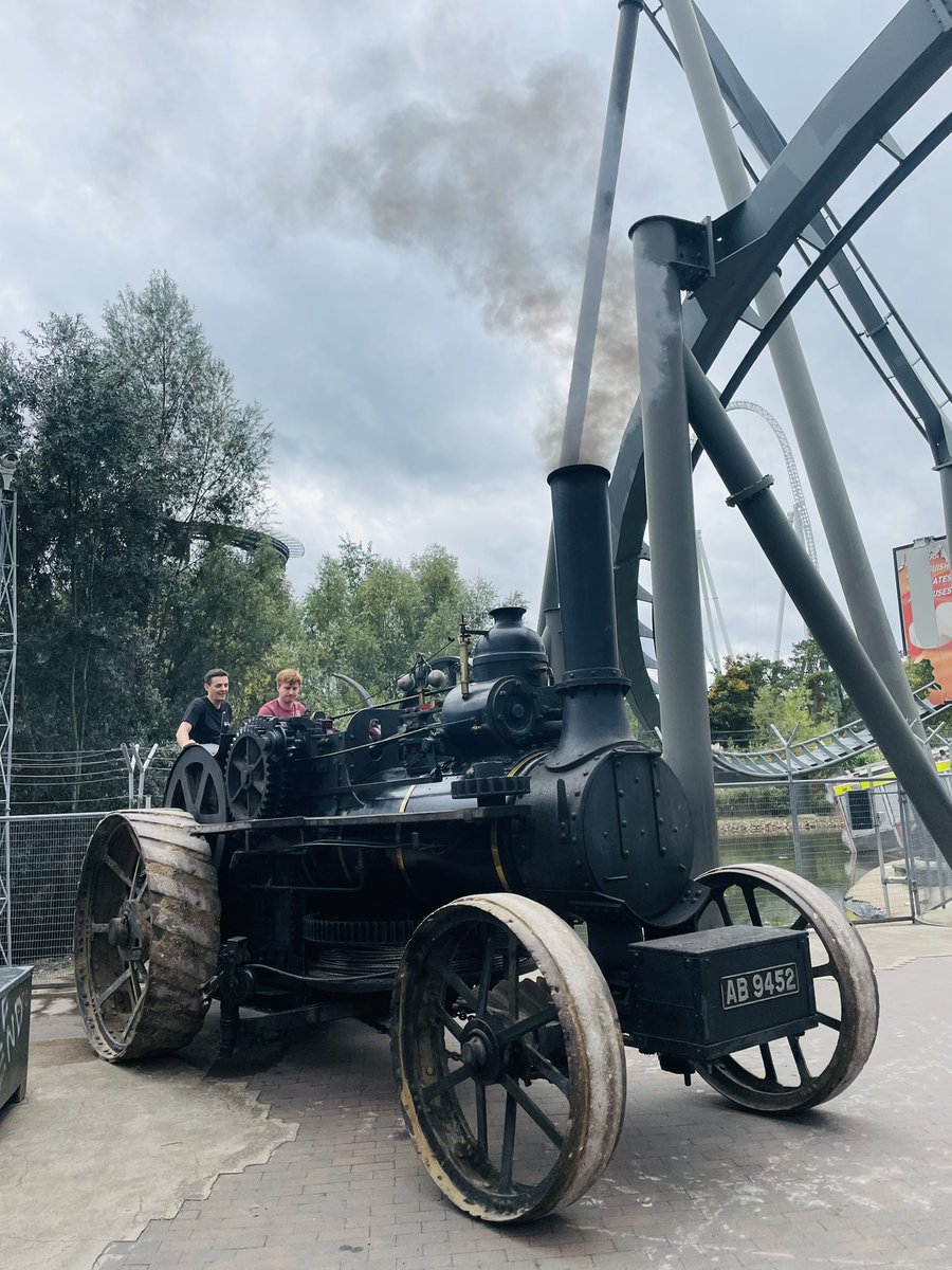 Our partnerships director @Graemelawrie84 testing out the steam engine #ACSSTEAM2022