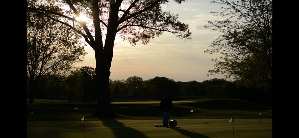 Good morning from Findlay Country Club! Get ready for the final round’s shotgun start at 10☀️🎃