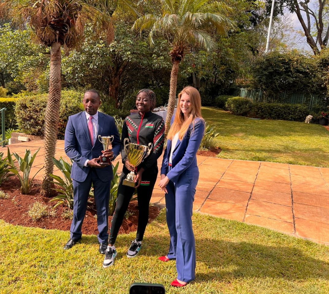 JaneMarriottUK's tweet photo. This morning, with thanks to @britchamken, I had the pleasure of hosting @Okutoyiangella2 .

A good opportunity to discuss how private and public sectors can support future sporting heroes. 

Congratulations again @Okutoyiangella2 on your win at #Wimbledon! 🇬🇧🎾🇰🇪 https://t.co/HIG30JqI6K