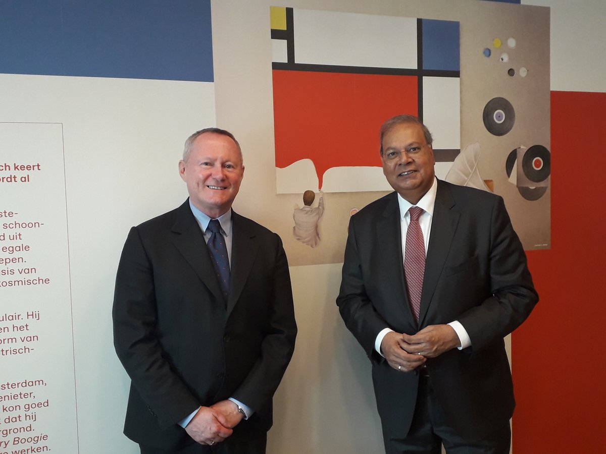 #EURightsAgency Director @MichaelCJT met 🇳🇱@minBZK Minister @HankeBruinsSlot, and Rabin Satnarainsing Baldewsingh, National Coordinator against #discrimination and #racism, to consider how to further increase cooperation in fighting racism.