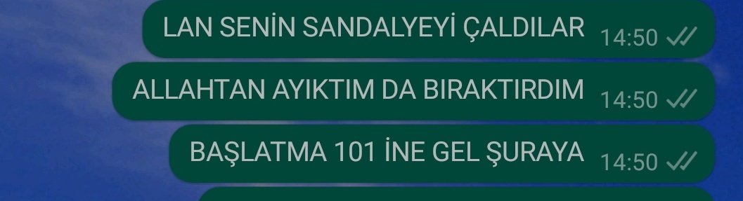 tıp fakültesi kütüphanesinde sıradan bir gün arkadaşlarımıza yer tutmak yetmiyor aynı zamanda sandalyelerine de sahip çıkıyoruz