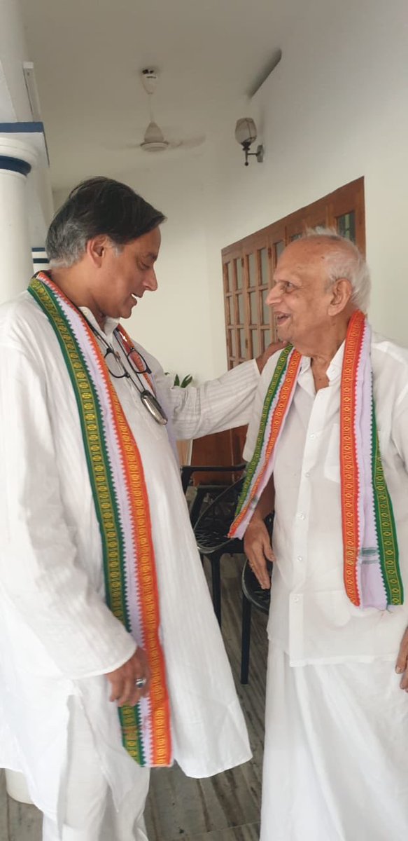 Called on former @incKerala President Thennala Balakrishna Pillai to seek his blessings for the contest. Good to see the “karanavar” of the party looking &amp; sounding so well. He regaled me with tales of elections past. #ThinkTomorrowThinkTharoor