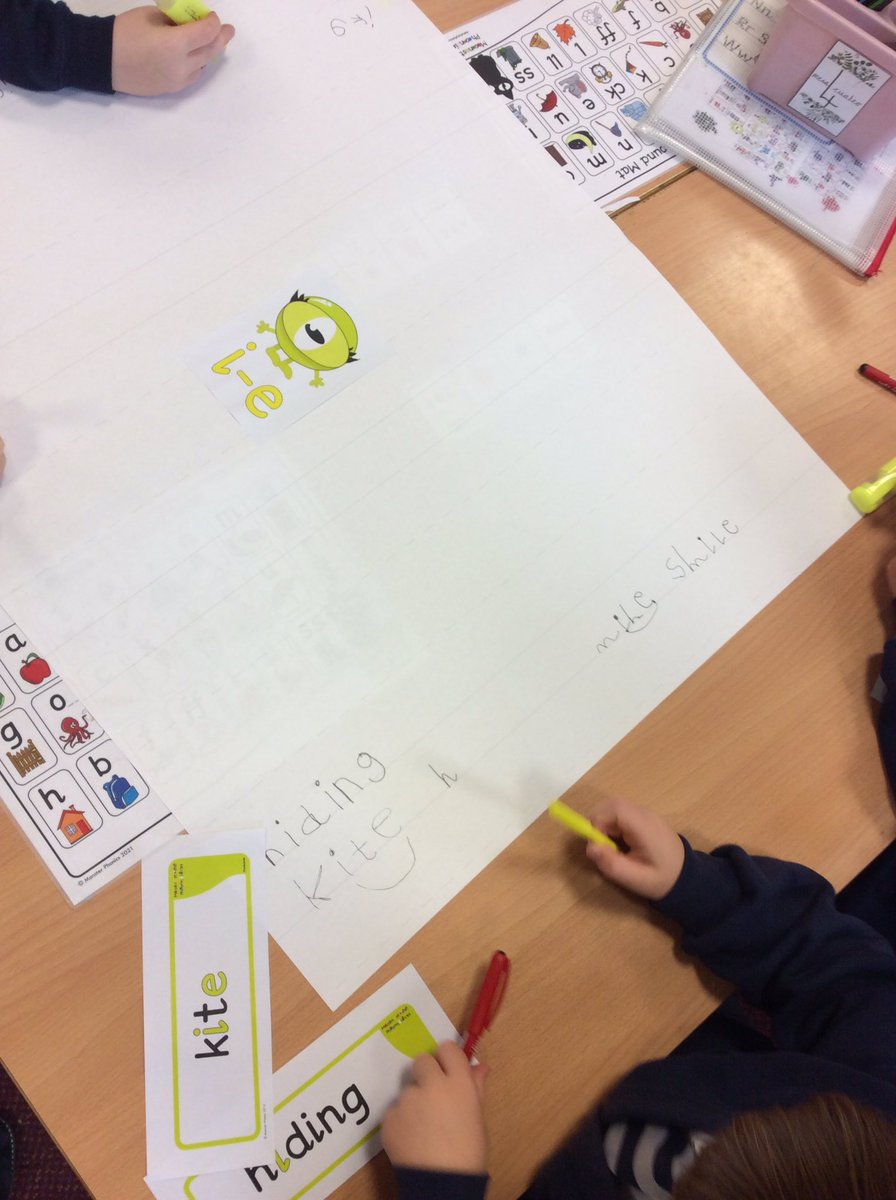 ABCPschool's tweet photo. #Class12D have been writing i-e words in phonics! https://t.co/pF85FfFxuN