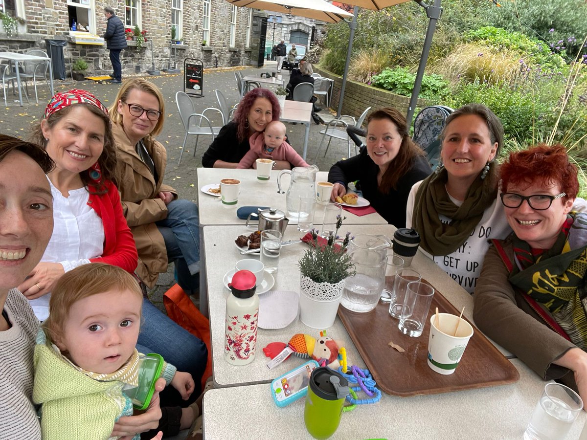 Fantastic to see these dynamic and talented Mother's Artists Makers today for a Cuppa and catch-up! <a href="/MamIreland/">MAM Ireland</a> <a href="/ashleysteed/">Ashley Steed 🏳️‍🌈</a> <a href="/MLOireland/">Emma Lowe</a> @CerstinPR <a href="/dreser80/">Andrea Laurent</a> @fionamarybrowne and more!
