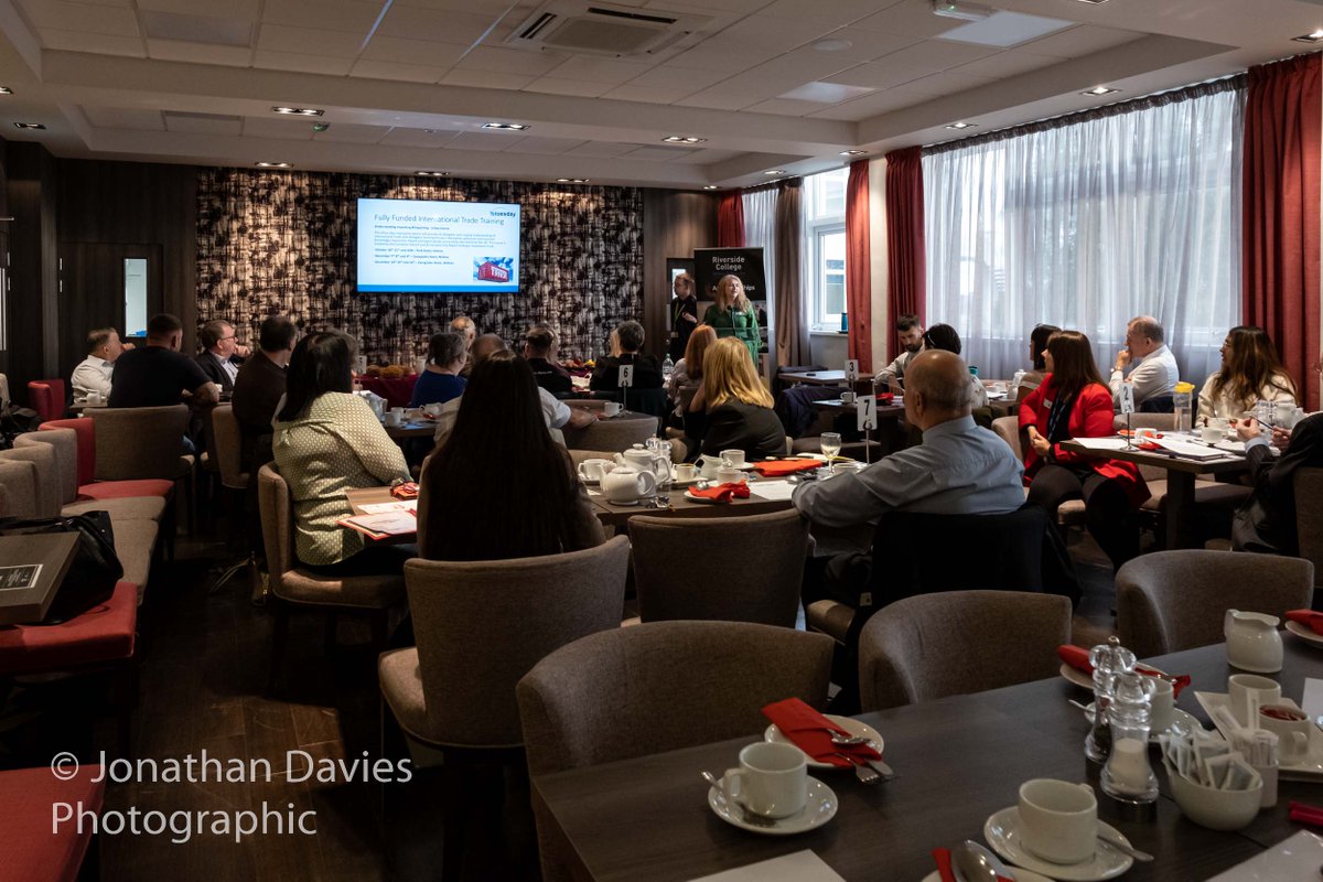 Photocheshire's tweet photo. A great First Tuesday meeting today @riversidecoll served at the Scholar's Bistro with Rachel Owens presenting for @HaltonChamber https://t.co/aq2pGmoqeu