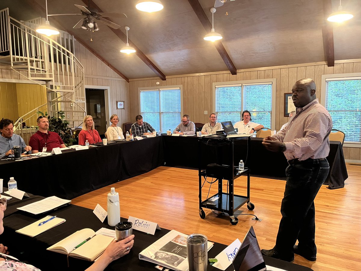 2022 Ron Walker Leadership program is underway! Powerful session this morning from Superintendent Cassius Cash of the Great Smoky Mountains National Park. Talking leadership, parks and knowing your why! #walkers #clemsonprtm #clemsonuniversity