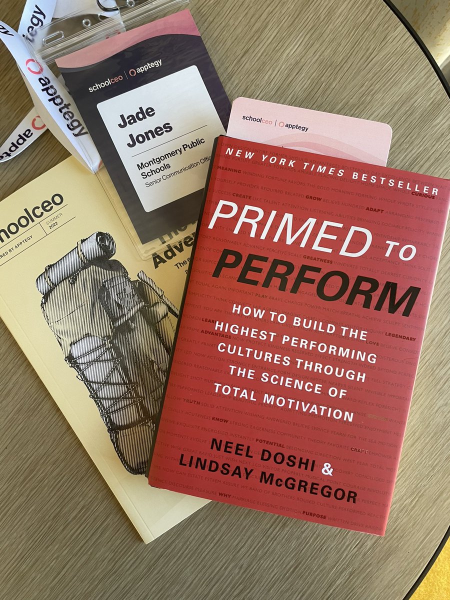 AskJadeJones's tweet photo. Great job, @school_ceo !!!! Truly learned a lot and looking forward to implementing new strategies starting today! #schoolceo #leadingtheway #schoolpr #blackgirlmagic #blackgirlmarketer #askjade #doingOURwork https://t.co/WNDsytjWP2