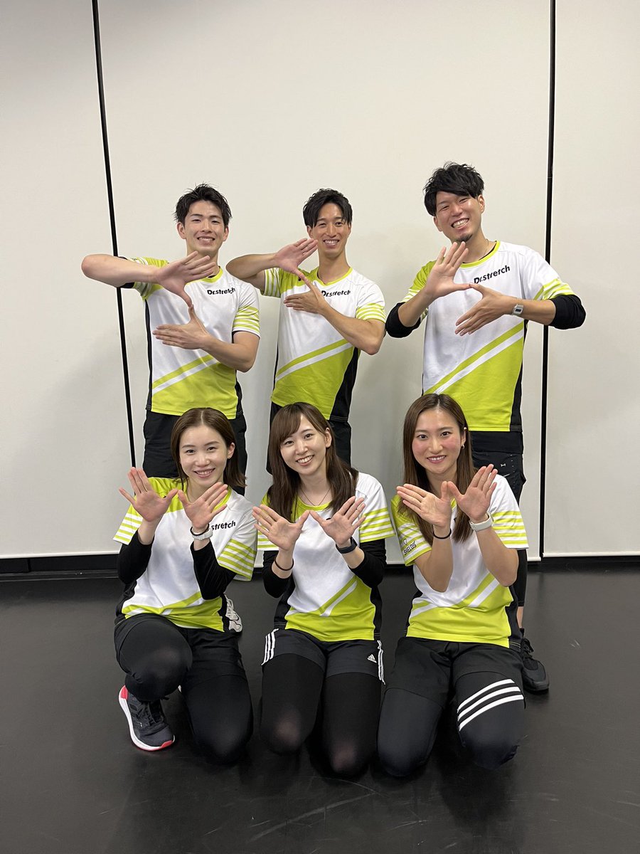 _kita_yuuki_'s tweet photo. 今日も1日お疲れ様です👏
stretch wellの日まで、
あと……3日❗️❗️
10月7日はstretch wellの日✨
ココロもカラダも柔軟に🌿🧘
体操の公開もお楽しみに!
今日はゆっくりお風呂に浸かって
ストレッチしたいと思います✨
#stretchwell
#ストレッチ
#ドクターストレッチ
#nobitel https://t.co/1vHcRjebh0