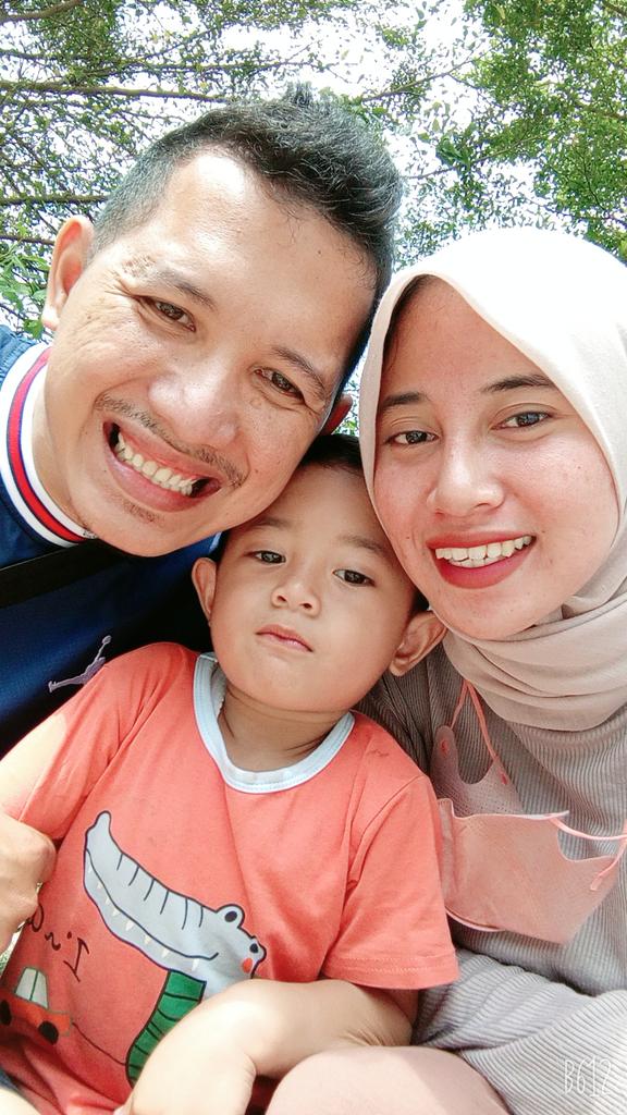 itsvyerm's tweet photo. Semoga Allah selalu melindungi keluarga kecil kami ❤️🤲 https://t.co/Ui7CoAc4HG