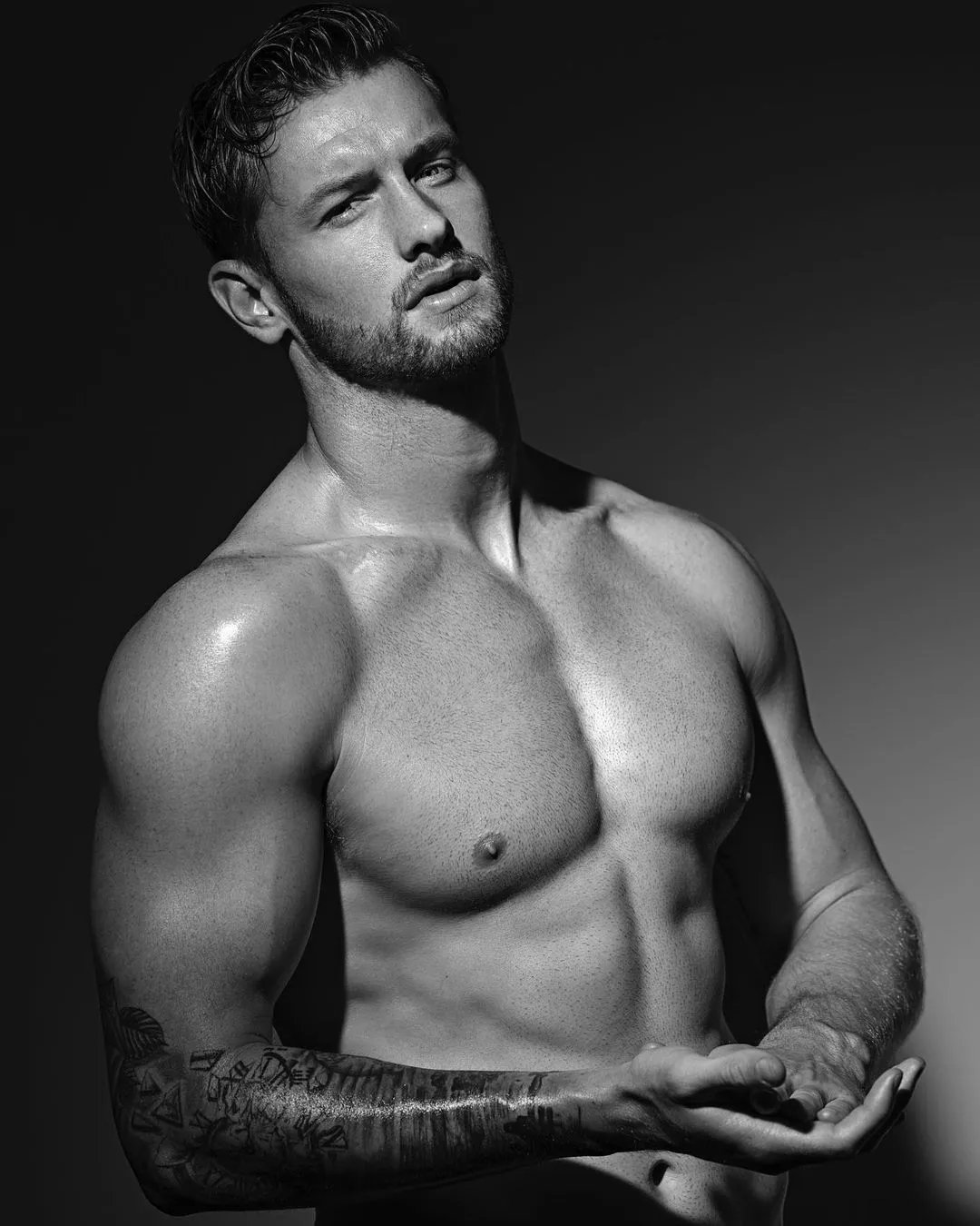 TW Pornstars - Hot Dudes Good Mood 🇺🇦. Twitter. Lachlan McLean by Cody  Kinsfather 📸. 12:57 PM - 4 Oct 2022