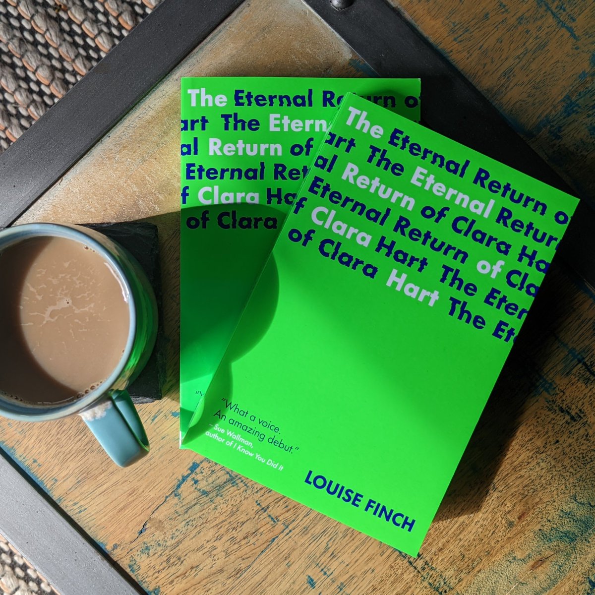 ⌛️ GIVEAWAY! ⏳ To celebrate two months since the THE ETERNAL RETURN OF CLARA HART was published, I have TWO signed copies to give away. To enter, just like, retweet & follow! I'll choose the winners at 5pm on 7 Oct 2022 (UK & Ireland only). Good luck!