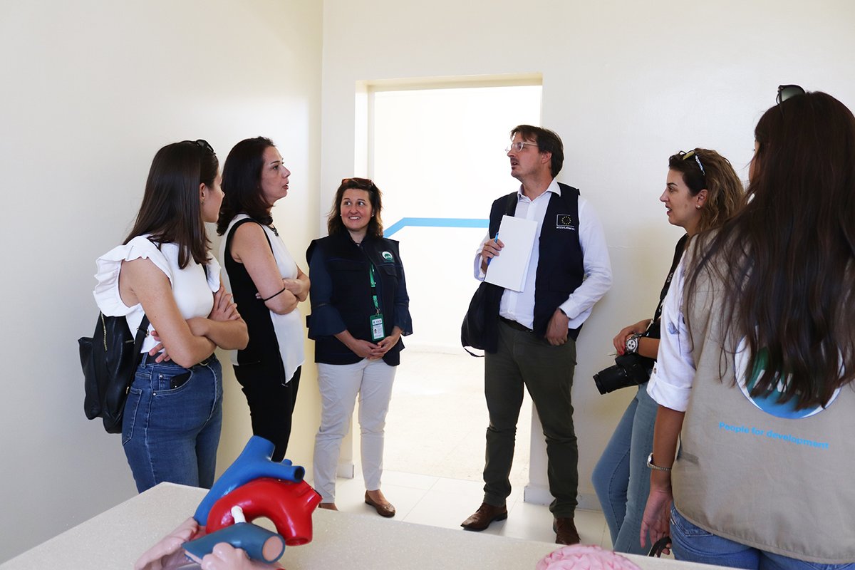 FondazioneAVSI's tweet image. The @EUinLebanon funded “Back to the Future II” project has helped rehabilitate 18 public #schools throughout #Lebanon and has improved the #education #environment for over 10300 students. 

@AVSIMiddleEast @tdhitaly @WarChildLebanon #BTF #AVSI50