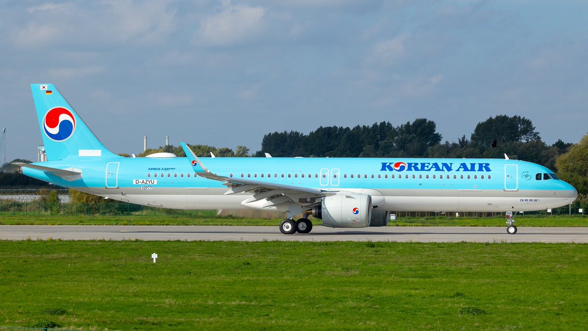 sralfalo's tweet photo. First @airbus #a321neo #hl8505 for @KoreanAir today at #finki #xfw #edhi #avgeek https://t.co/c3DhBKeOPQ