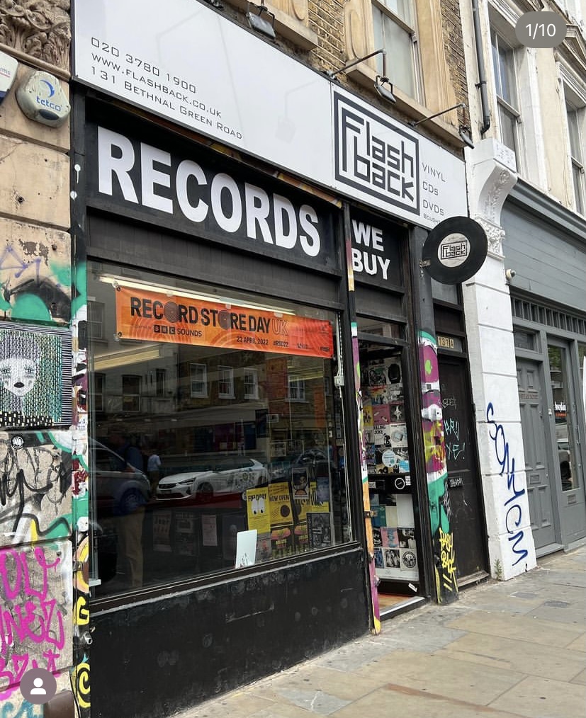 southernspaceuk's tweet photo. Take a trip back to your fav music era 💿

Check out Flashback Records, the one-stop-shop for music. Nearly every genre from every decade and just a 15 min walk from CornerPlace, #BethnalGreen.

For more information about #CornerPlace: https://t.co/sQQ6ln6mhh

📸: @myrecordlibary https://t.co/06GHXtVZrd