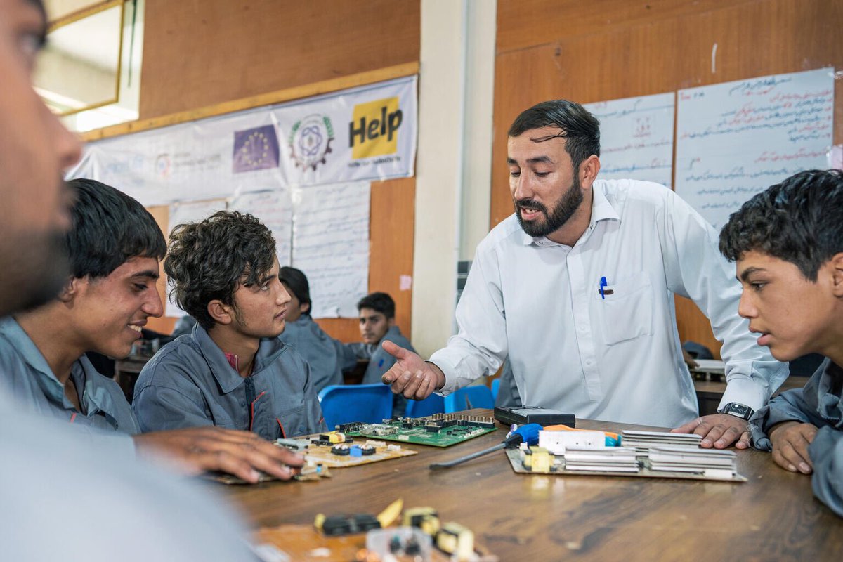 Ahead of #WorldTeachersDay2022, we are calling on countries to invest in and prioritize teachers so that every child has access to the best education.