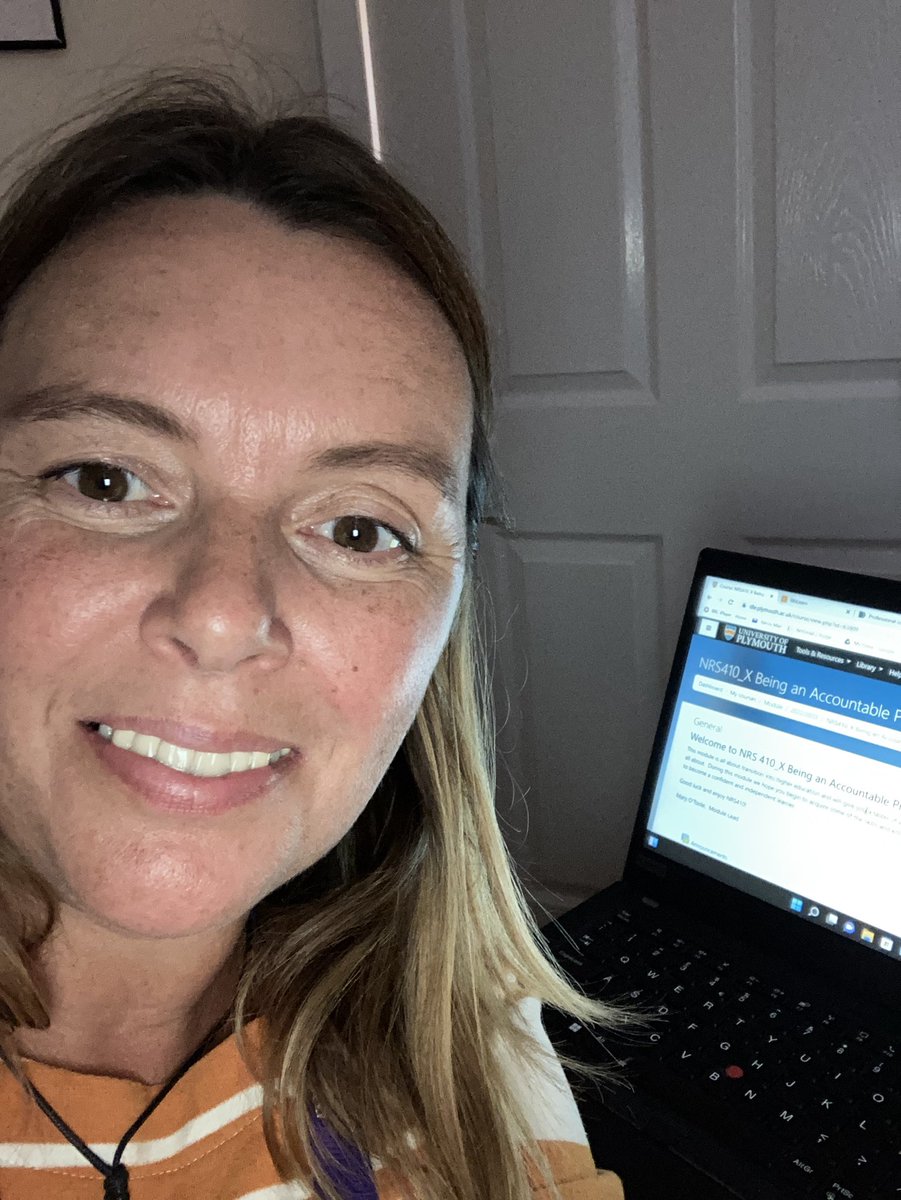 PUNCJenny22's tweet photo. Continuing work on NRS410 following this mornings seminar . All starting to make a little more sense .#firstyearstudent nurse punc22 https://t.co/CWAb0UY2th