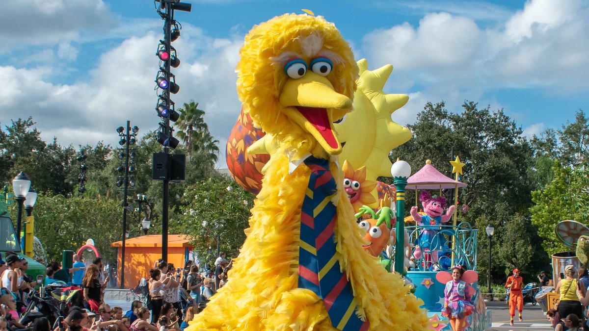 FinePointComms's tweet image. How can channeling Big Bird improve your school's communications? For the answer, check out the latest edition of Fine Point's monthly newsletter, Refill: mailchi.mp/finepointcommu…
